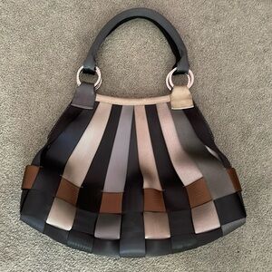 Harvey’s Stella bag